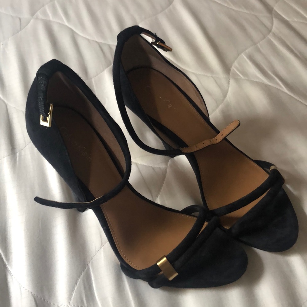 Calvin Klein blue velvet heels